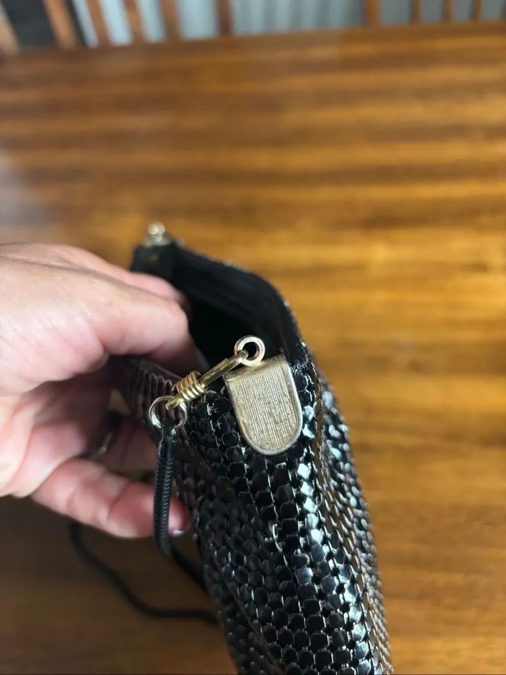 slinky metal mesh women’s purse - Picture 5 of 6